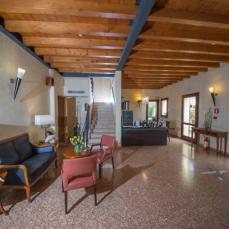 Hotel Venice Resort Airport Тессера Экстерьер фото