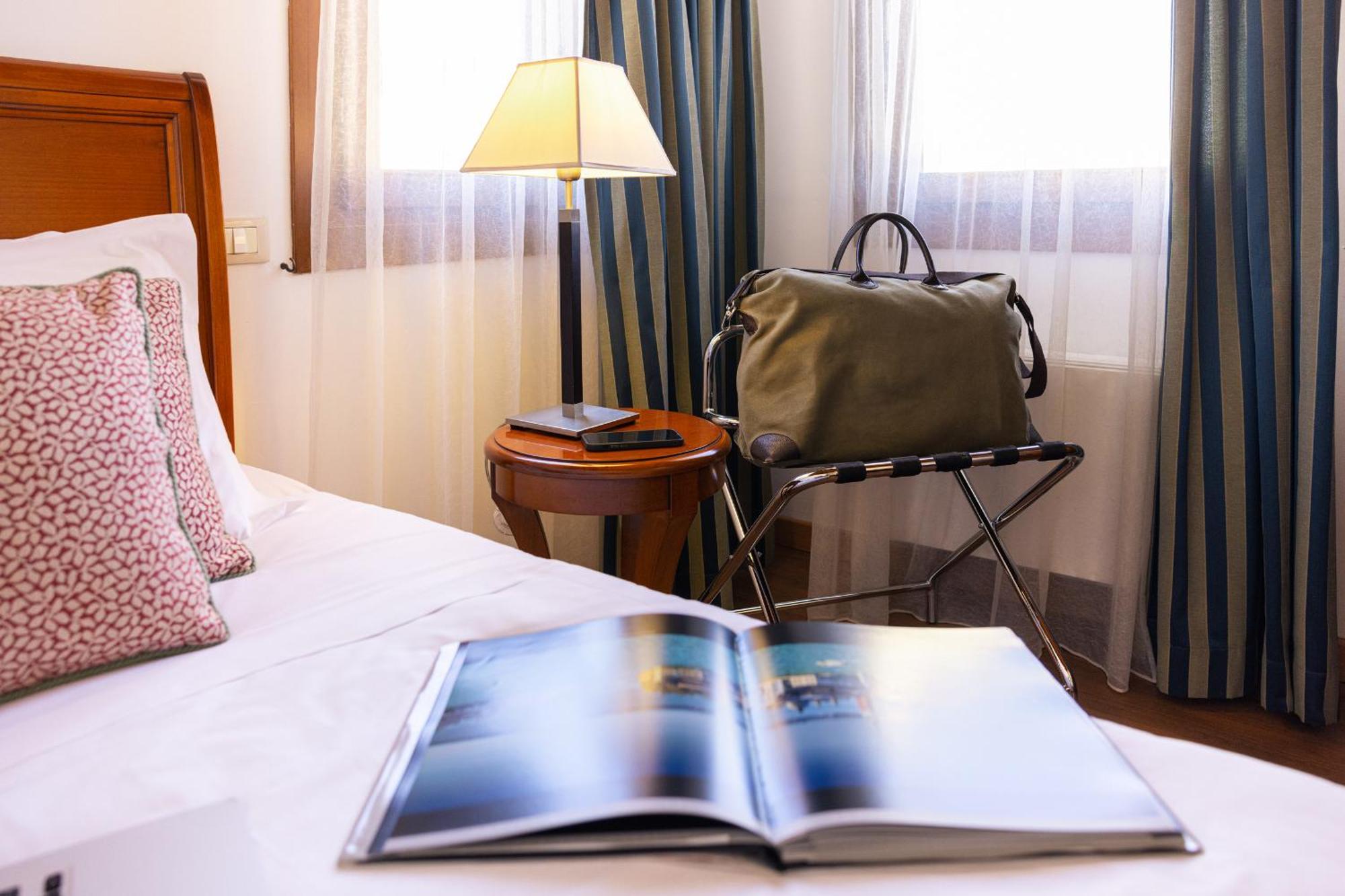 Hotel Venice Resort Airport Тессера Экстерьер фото