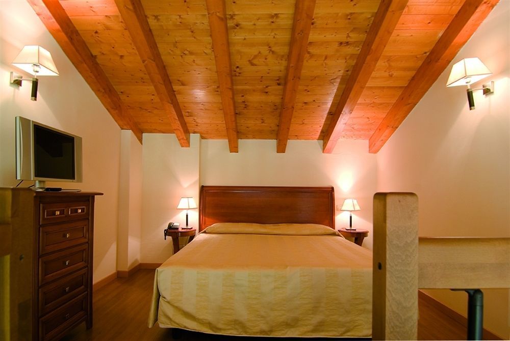 Hotel Venice Resort Airport Тессера Экстерьер фото